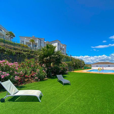 Endless Summer Apartamento De Vacaciones มานิลบา ภายนอก รูปภาพ